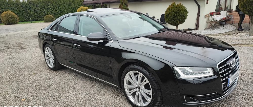 Audi A8 cena 127700 przebieg: 77200, rok produkcji 2015 z Łuków małe 379